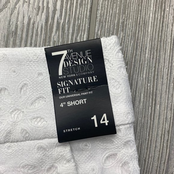 New York & Co 7th Ave Design White Lace Shorts - Picture 7 of 9